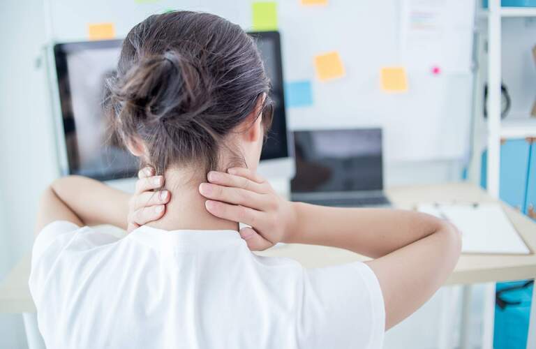 肩や首の不調や痛みを整体や鍼で丁寧にケア | 名古屋市の鍼灸なら痛みの根本改善を目指すおざ鍼灸院